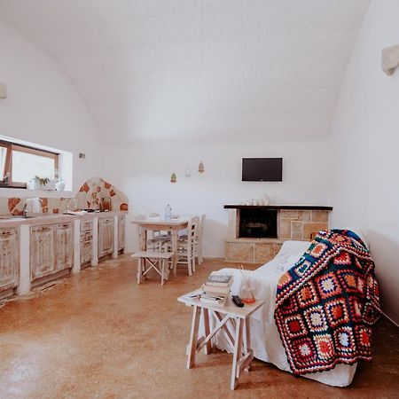 הוילה ספקיולה Trulli Dell'Angelo מראה חיצוני תמונה